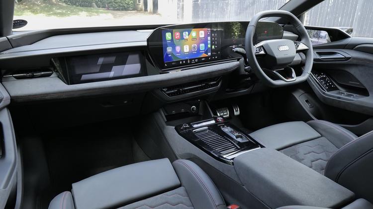AUDI A6 E-TRON AVANT 315kW Quattro 100kWh S Line 5dr Auto